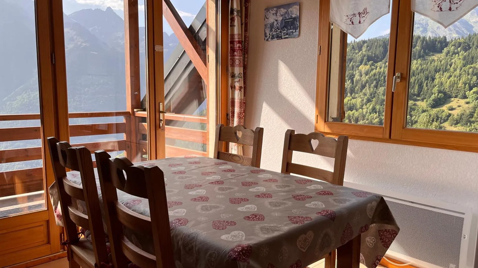 Charming Apartment With Exceptional View, 200 M From Gondola, 1 Bedroom Max 6 Persons Oz