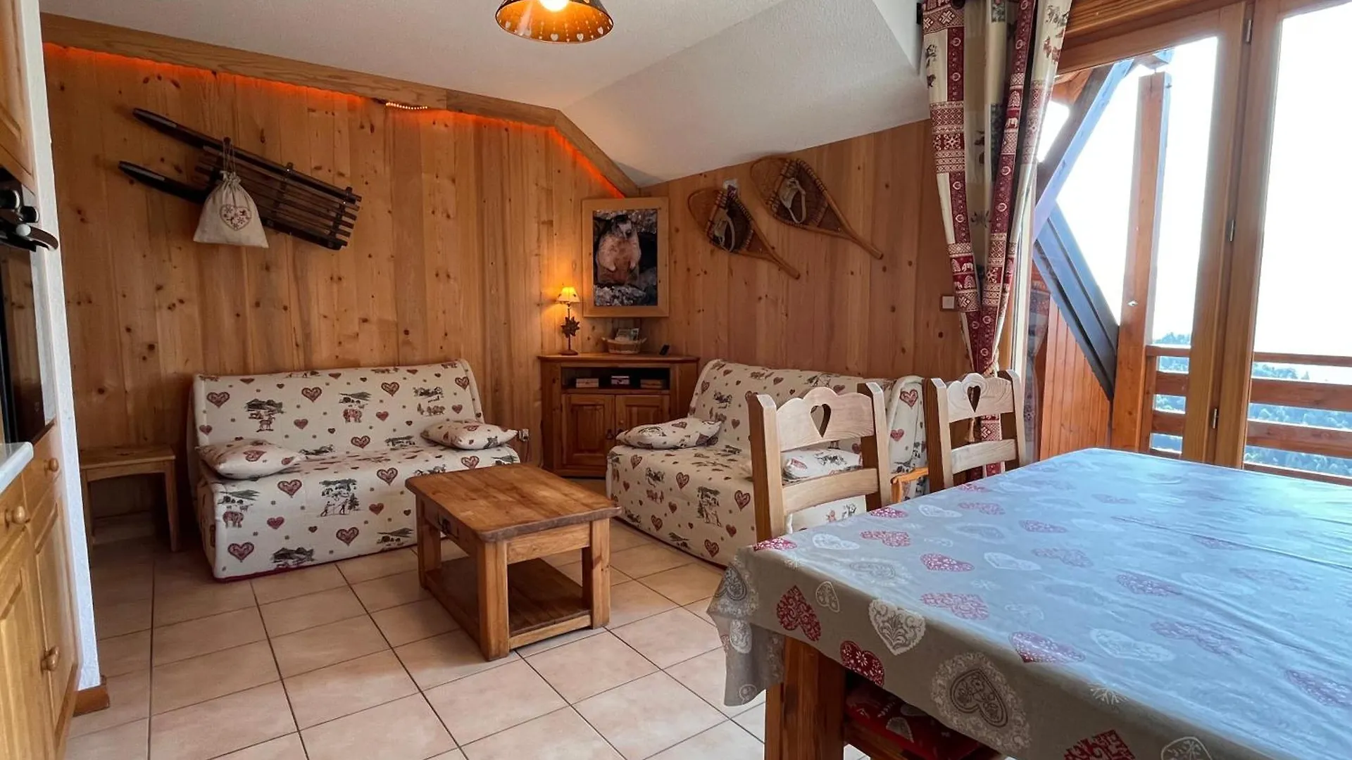 Charming Apartment With Exceptional View, 200 M From Gondola, 1 Bedroom Max 6 Persons Oz